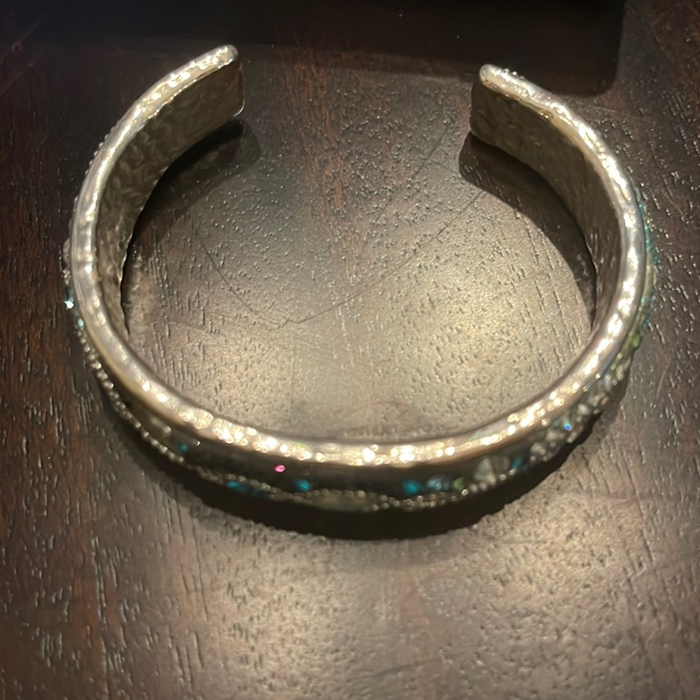 925 silver bracelet with accents.